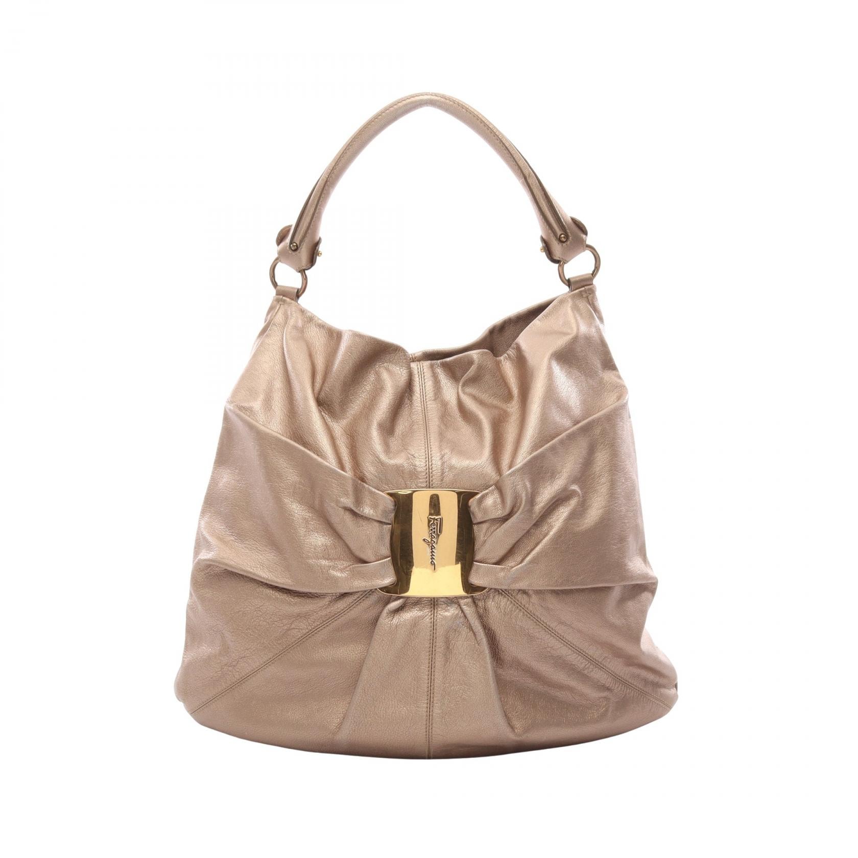 サルヴァトーレフェラガモ Salvatore Ferragamo ヴァラリボン ショルダーバッグ バッグ レザー レディース ゴールド系 21 B618 【中古】