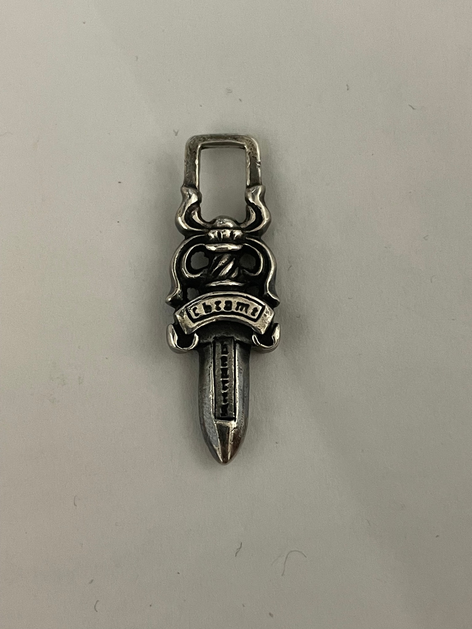 Chrome Hearts #5 Dagger Charm Zip 1 "Silver"