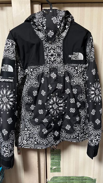 Supreme The North Face Bandana Mountain Parka "Black"