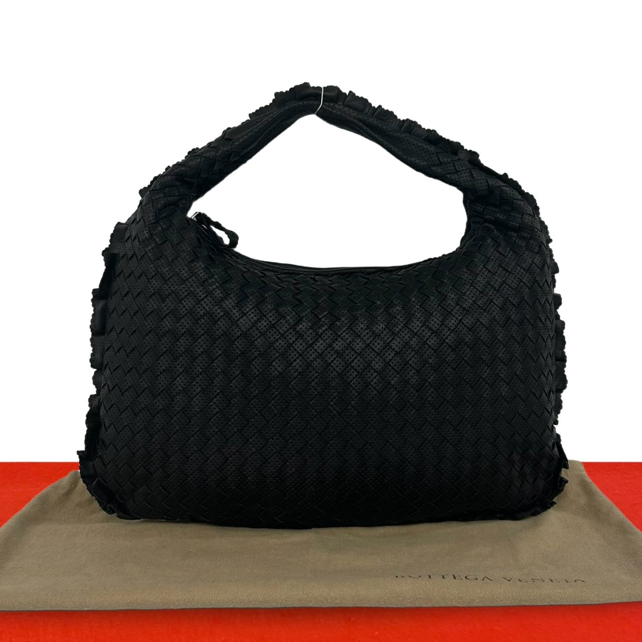BOTTEGA VENETA ボッテガヴェネタ ホーボー イントレチャート パンチング レザー ハンドバッグ ブラック
46085