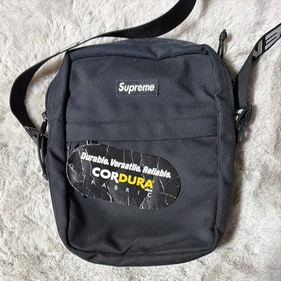 Supreme 18SS Shoulder Bag Supreme 18SS Shoulder Bag