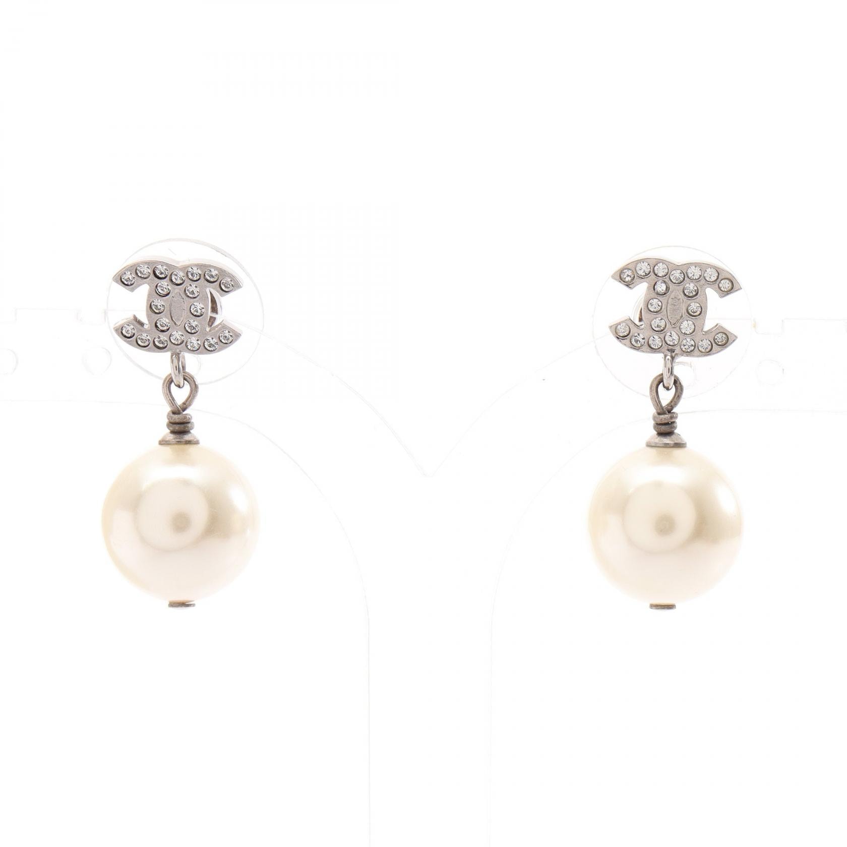 シャネル CHANEL ココマーク ピアス ジュエリー GP(ゴールドメッキ) フェイクパール / ラインストーン レディース ゴールド系 / アイボリー系 【中古】