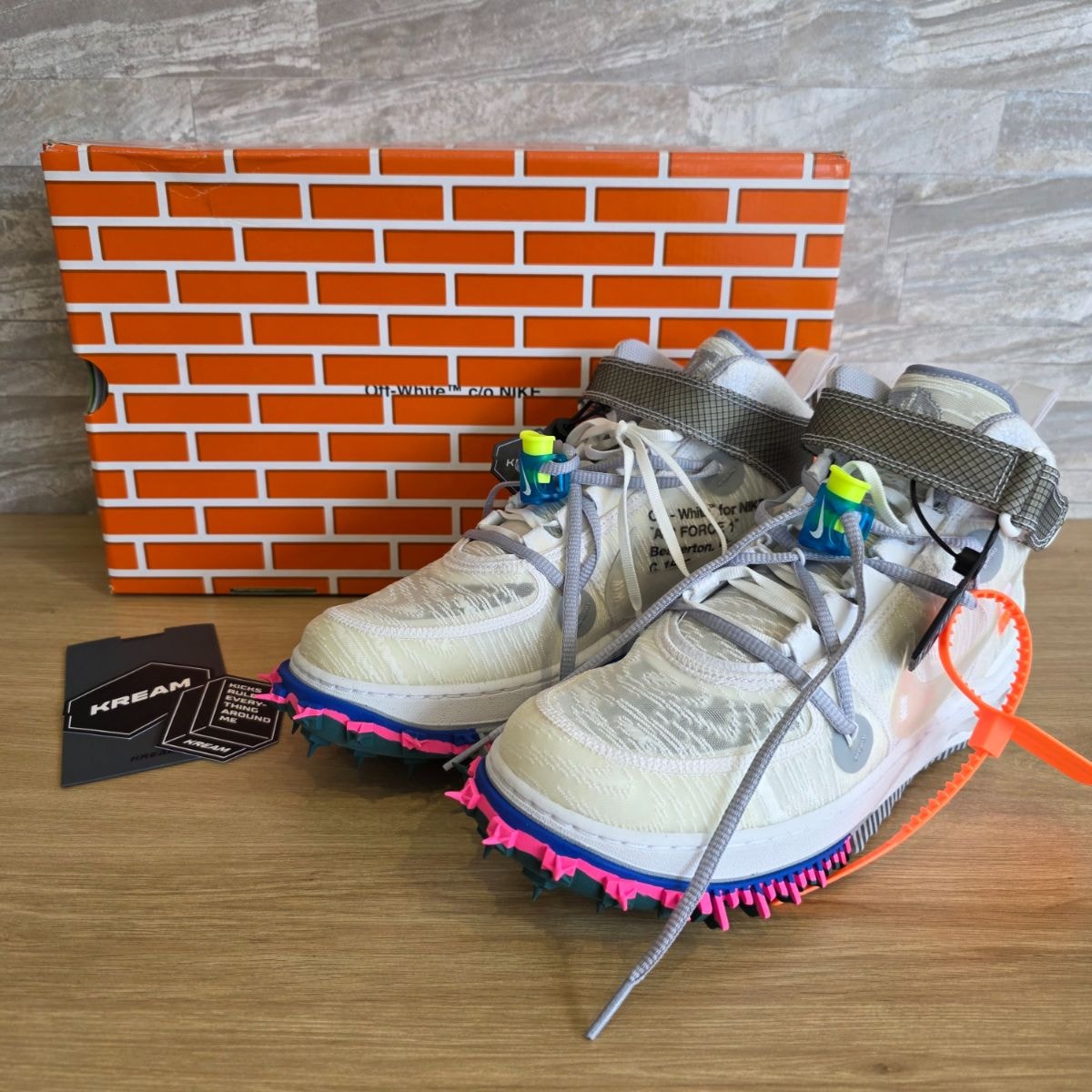 【値下げ】NIKE ナイキ OFF-WHITE オフホワイト AIR FORCE 1 MID SP  エアフォース ミッドカット  US9/27cm スニーカー DO6290-100  メンズ【中古】