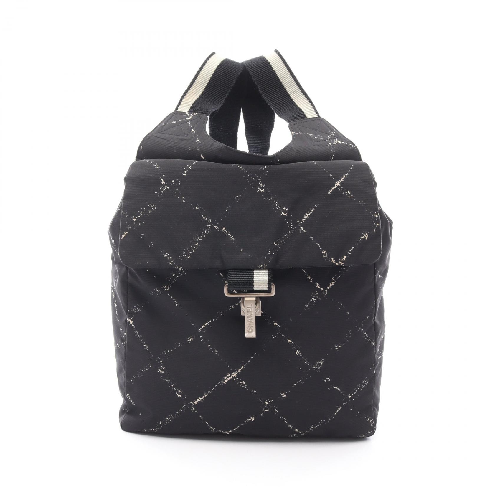 シャネル CHANEL 旧トラベルライン リュックサック バックパック バッグ ナイロン レディース ブラック系 【中古】