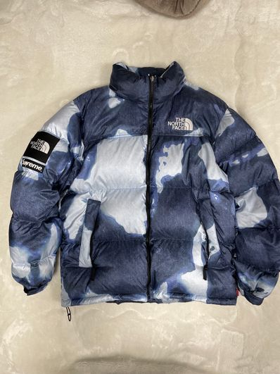 Supreme x The North Face Bleached Denim Print Nuptse Jacket "Indigo"