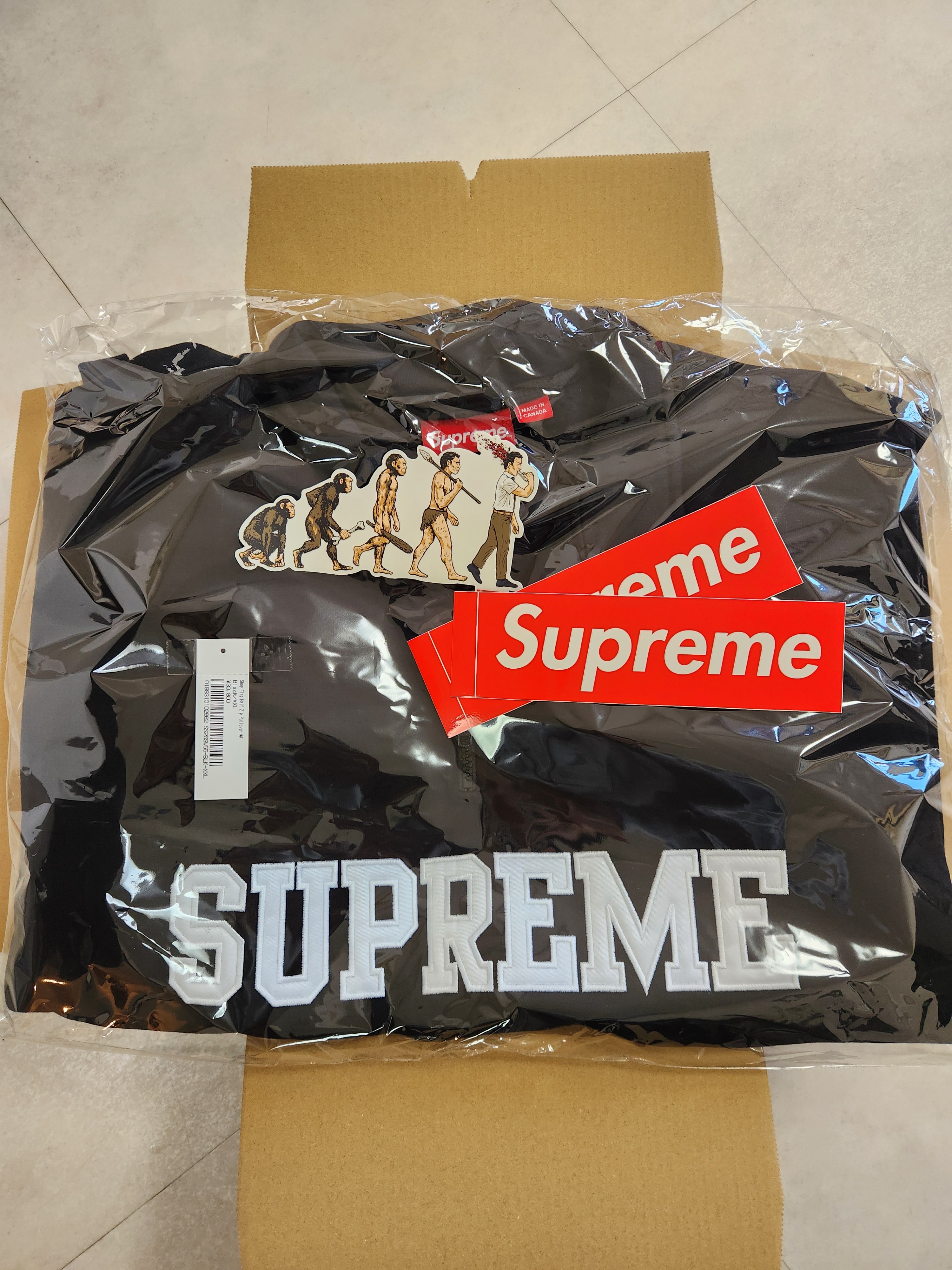 Supreme Shop Flag Half Zip Pullover (New York) "Black"