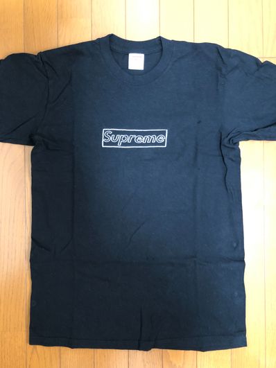 Supreme KAWS Chalk Logo Tee "Black"