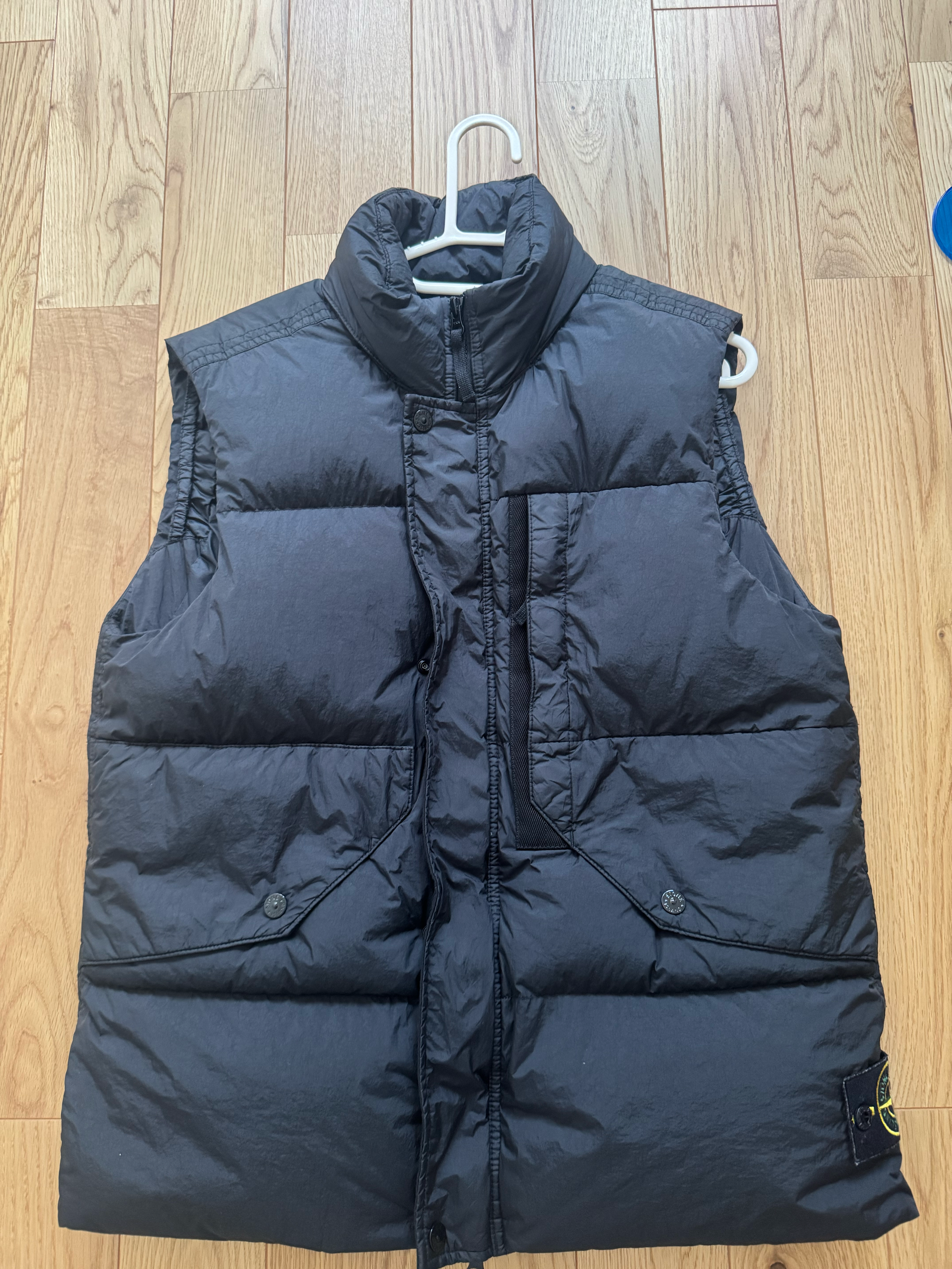 STONE ISLAND ダウンベスト 7915G0423
