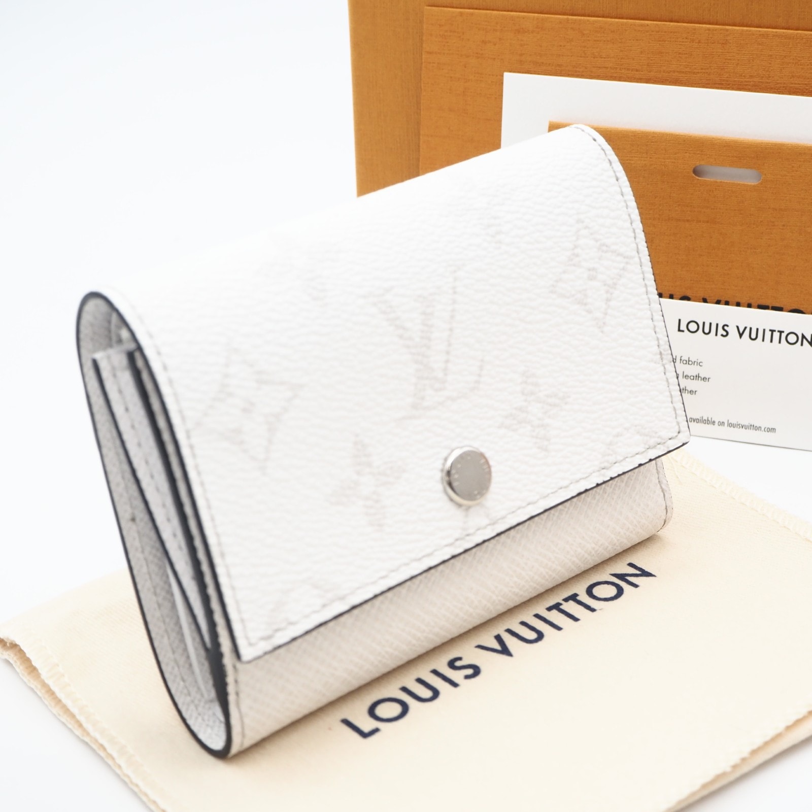 美品 LOUIS VUITTON ルイ・ヴィトン タイガラマ ヴィクター ウォレット Optical White M28069 三つ折り財布 ホワイト グレー コーティングキャンバス カーフレザー メンズ