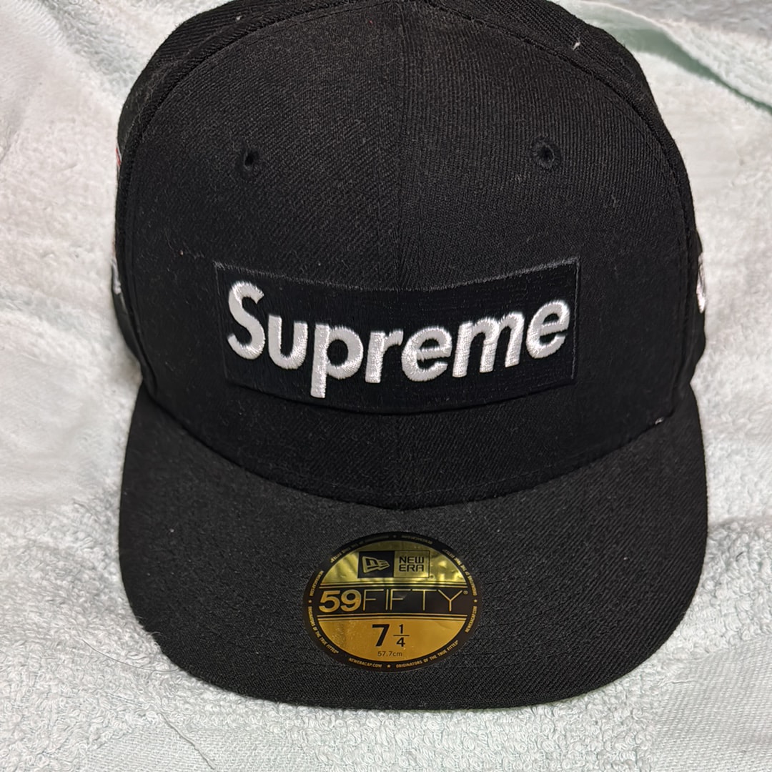 Supreme No Comp Box Logo New Era "Black"