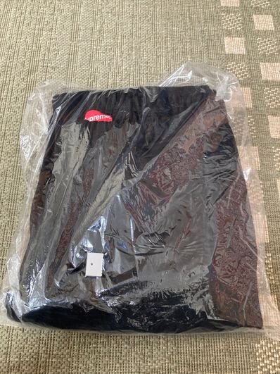Supreme Raised Embroidery Sweatpant "Black"