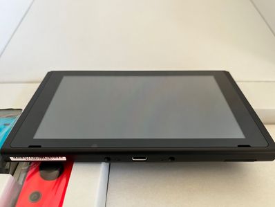 Nintendo Switch Neon blue/Neon red (Models with longer battery life)