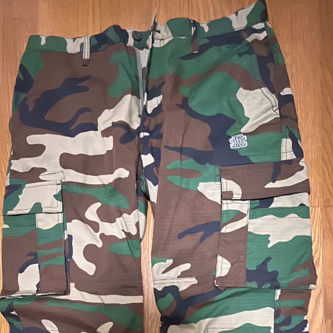 Blackeyepatch Small OG Label Camo Cargo Pants "Camo"