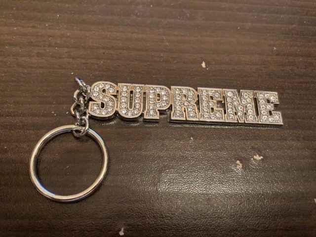Supreme Block Logo Keychain 