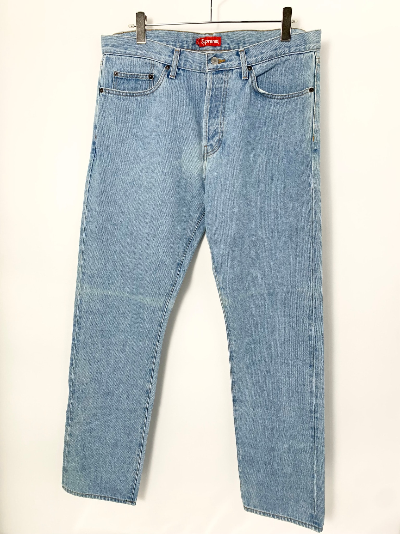 Supreme Stone Washed Slim Selvedge Jean "Stone Washed Indigo"(23FW)
