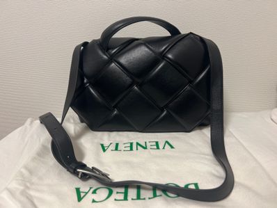 Bottega Veneta Padded Handle "Black"