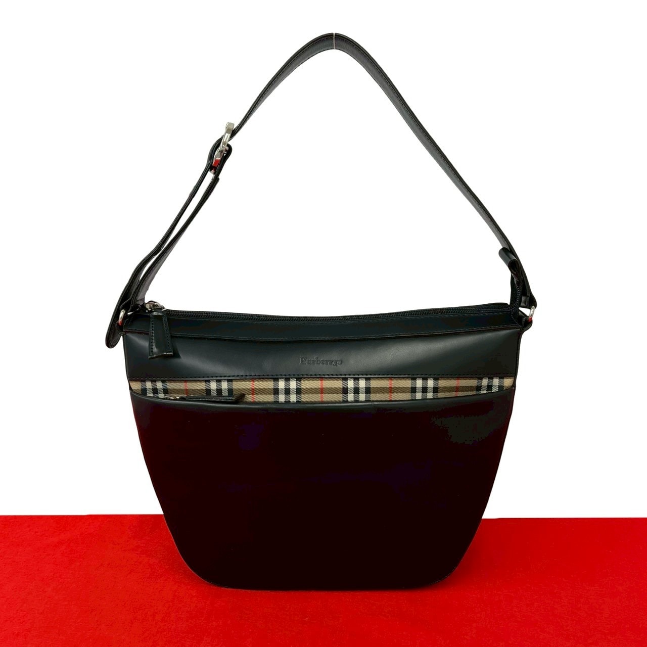 B (目立った傷や汚れなし)】BURBERRY バーバリー ノバチェック 柄