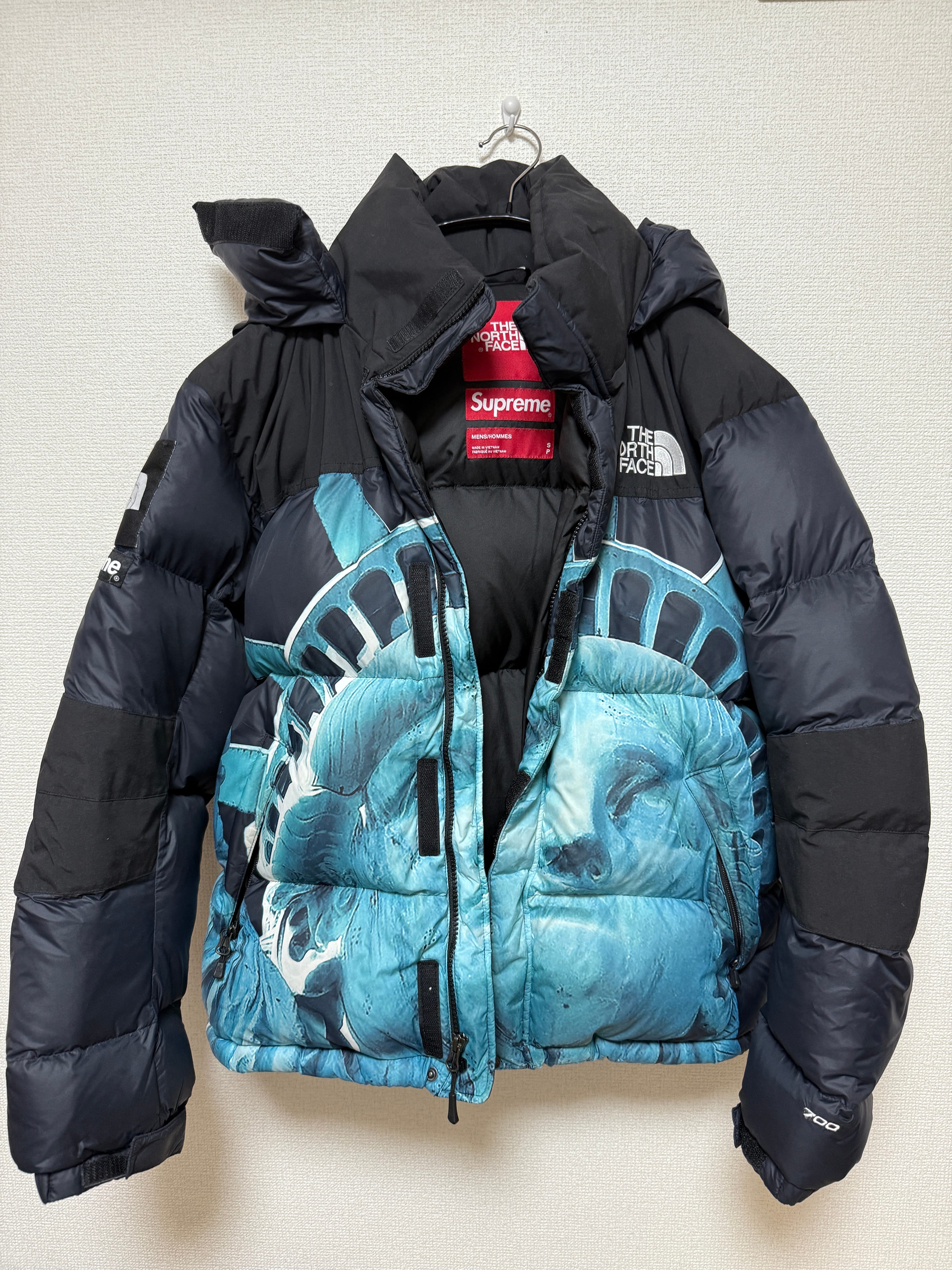 Supreme x The North Face Statue of Liberty Baltoro Jacket "Black"