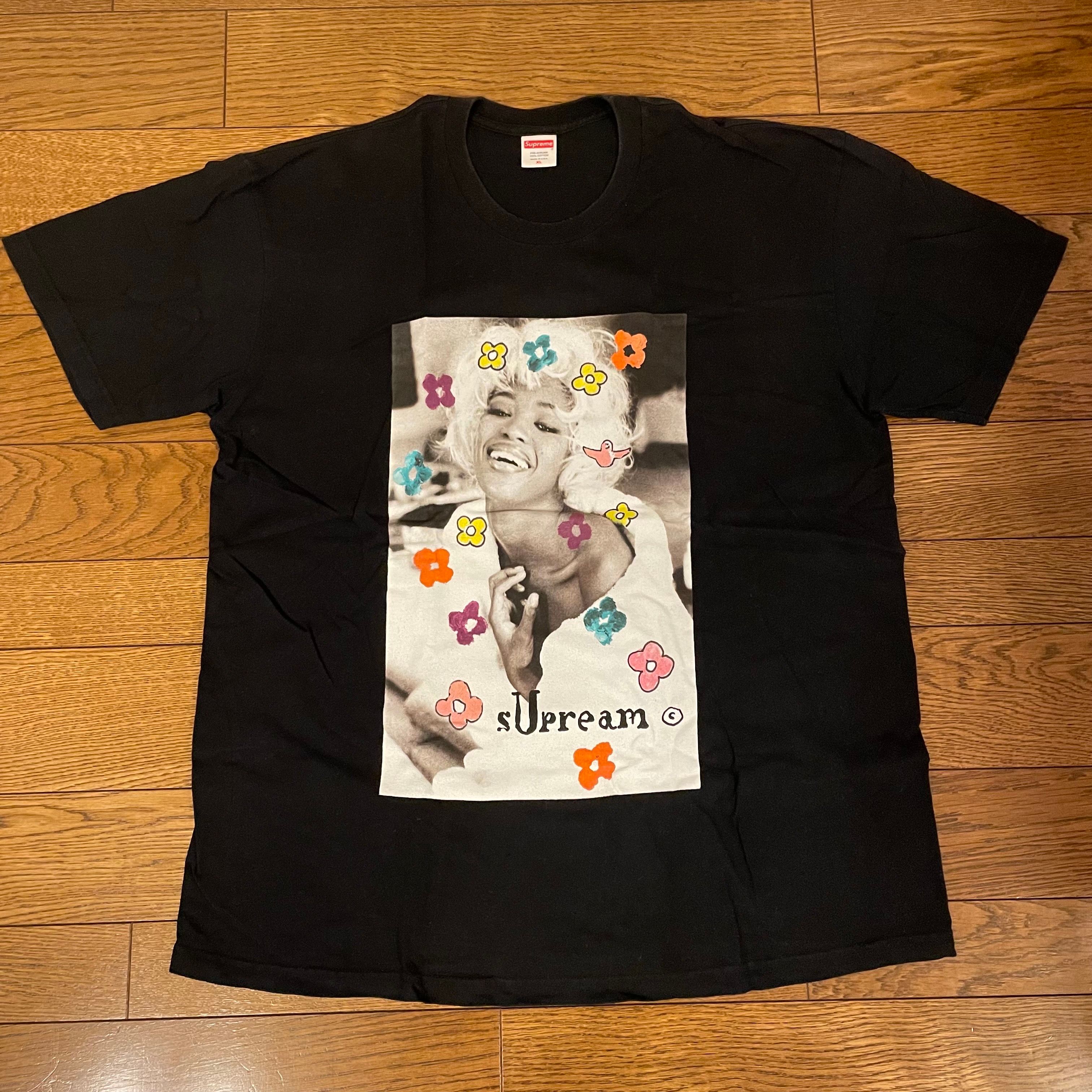 シュプリーム ナオミ Tシャツ "ブラック"