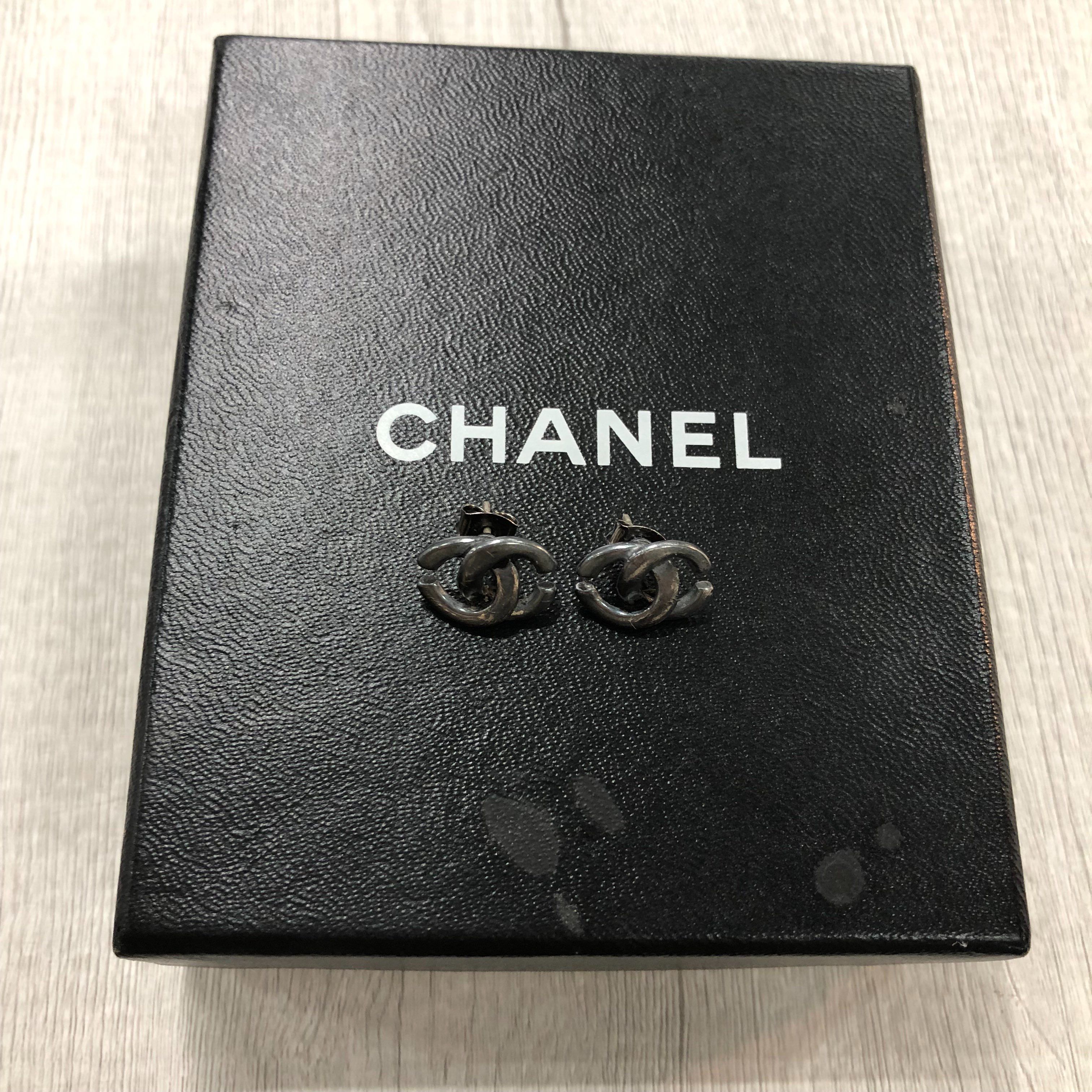 シャネル ココマーク シルバーピアス