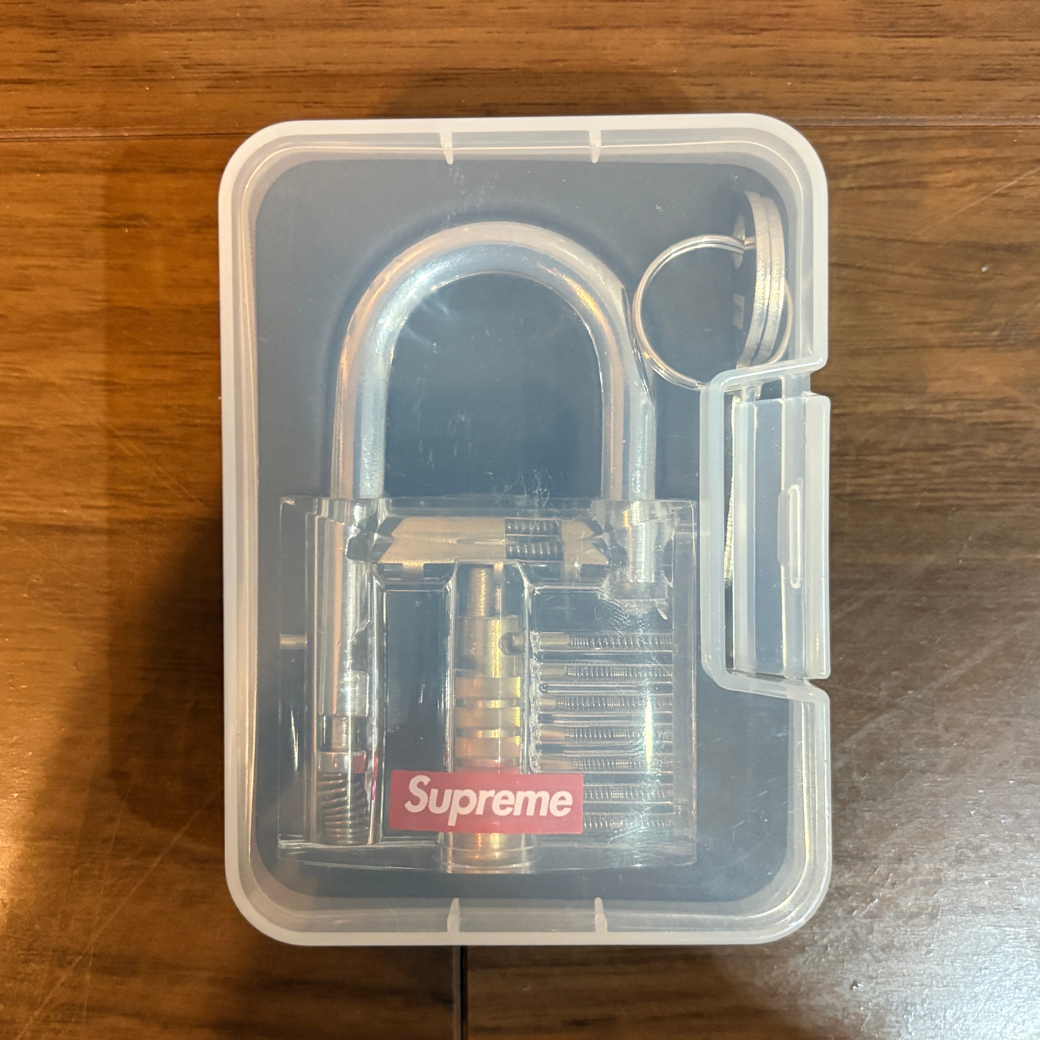 シュプリーム ペアレントペアレント ロックキー "クリア"