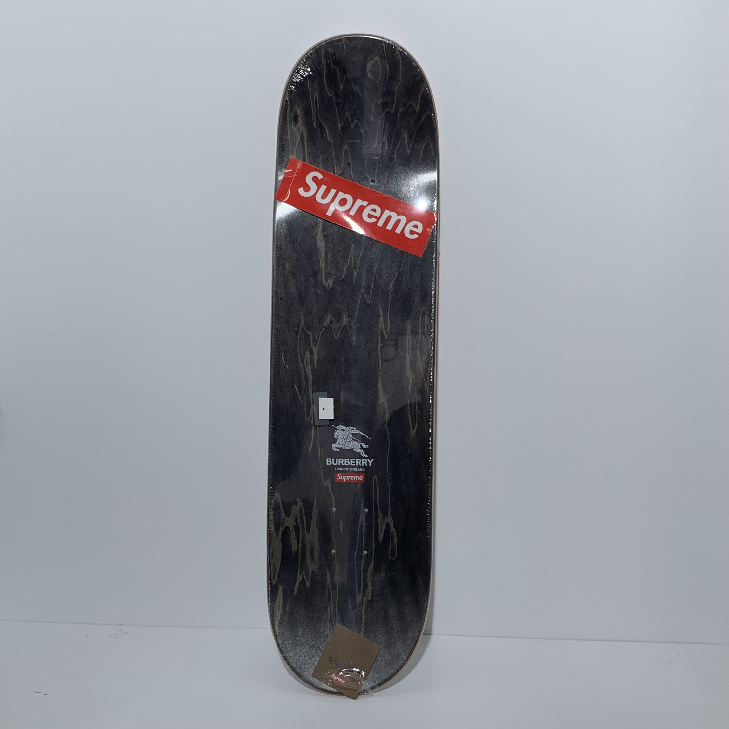 Supreme / Burberry Skateboard "Pink"