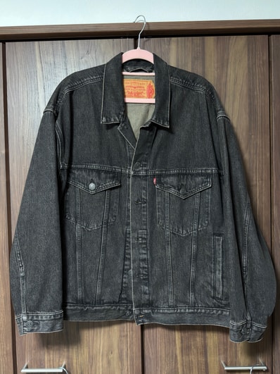 Nike Jordan x Levi's Type III Denim Trucker Jacket "Black Wash"
