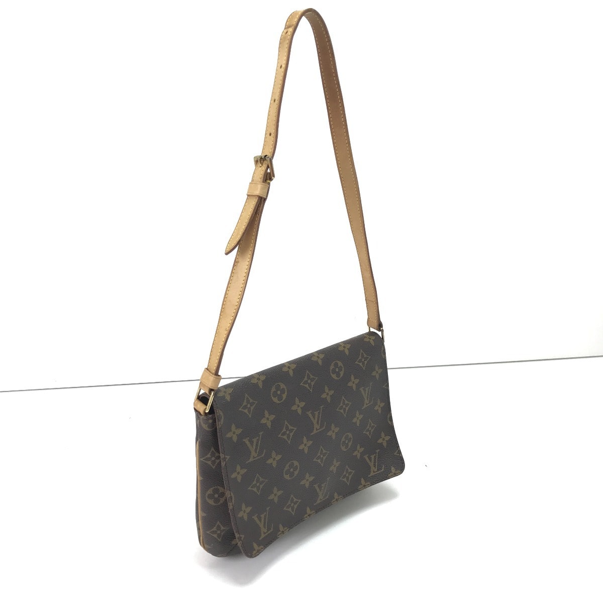 LOUIS VUITTON ルイヴィトン ショルダーバッグ モノグラム ミュゼット・タンゴ ショートタイプ M51257