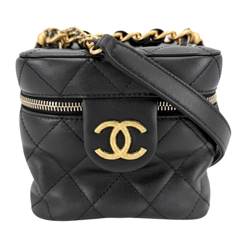CHANEL シャネル ショルダーバッグ マトラッセ ココマーク ハンドバッグ 2WAY 肩掛け 斜め掛け チェーン スクエア バニティバッグ ラムスキン ブラック 黒 ゴールド金具 レディース【中古品】