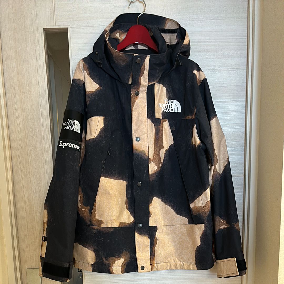 Supreme x The North Face Bleached Denim Print Mountain Jacket "Black"