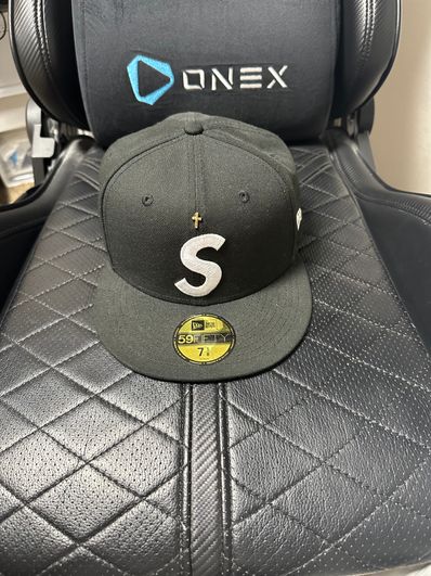 Supreme Gold Cross S Logo New Era "Black"