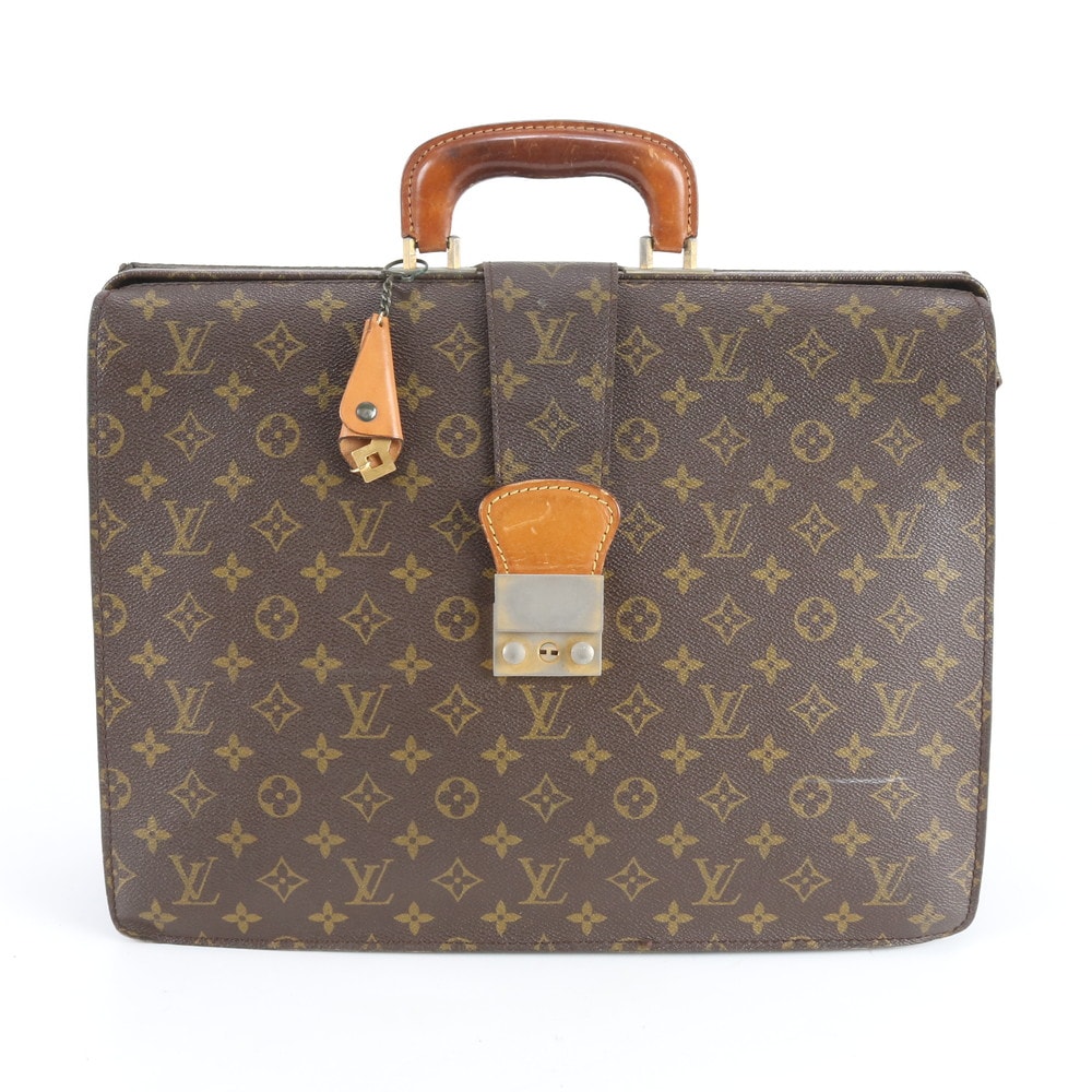 ルイヴィトン モノグラム セルヴィエット フェルモワールM53305