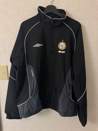 PALACE Cannondale Mad Boy Gore-Tex Paclite Jacket PALACE Cannondale Mad Boy Gore-Tex Paclite Jacket