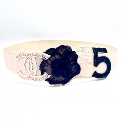 CHANEL(シャネル) ココマーク カメリア No.5モチーフ ベルト ピンク テキスタイル レザー レディース 【中古】