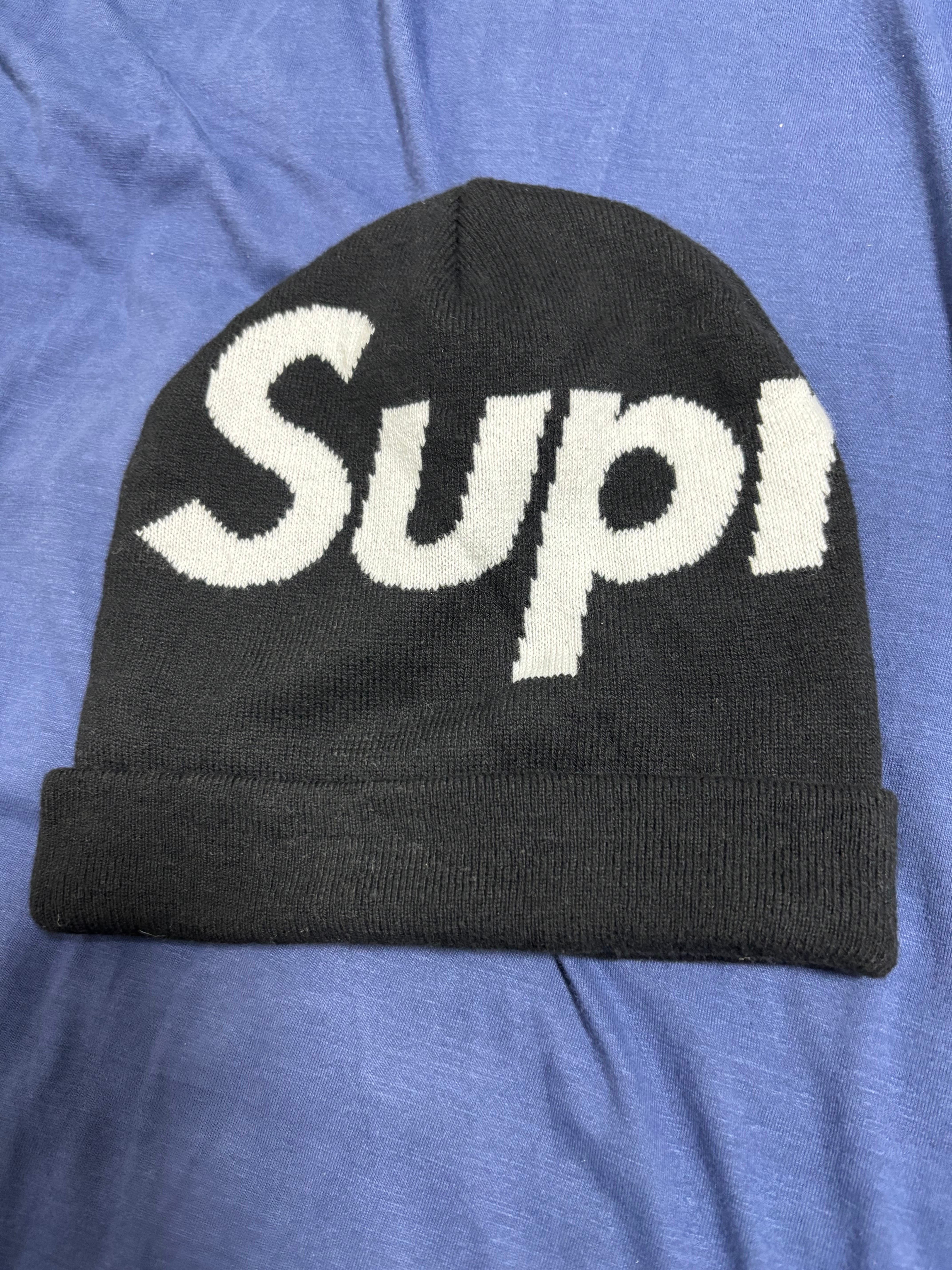 Supreme Big Logo Beanie 