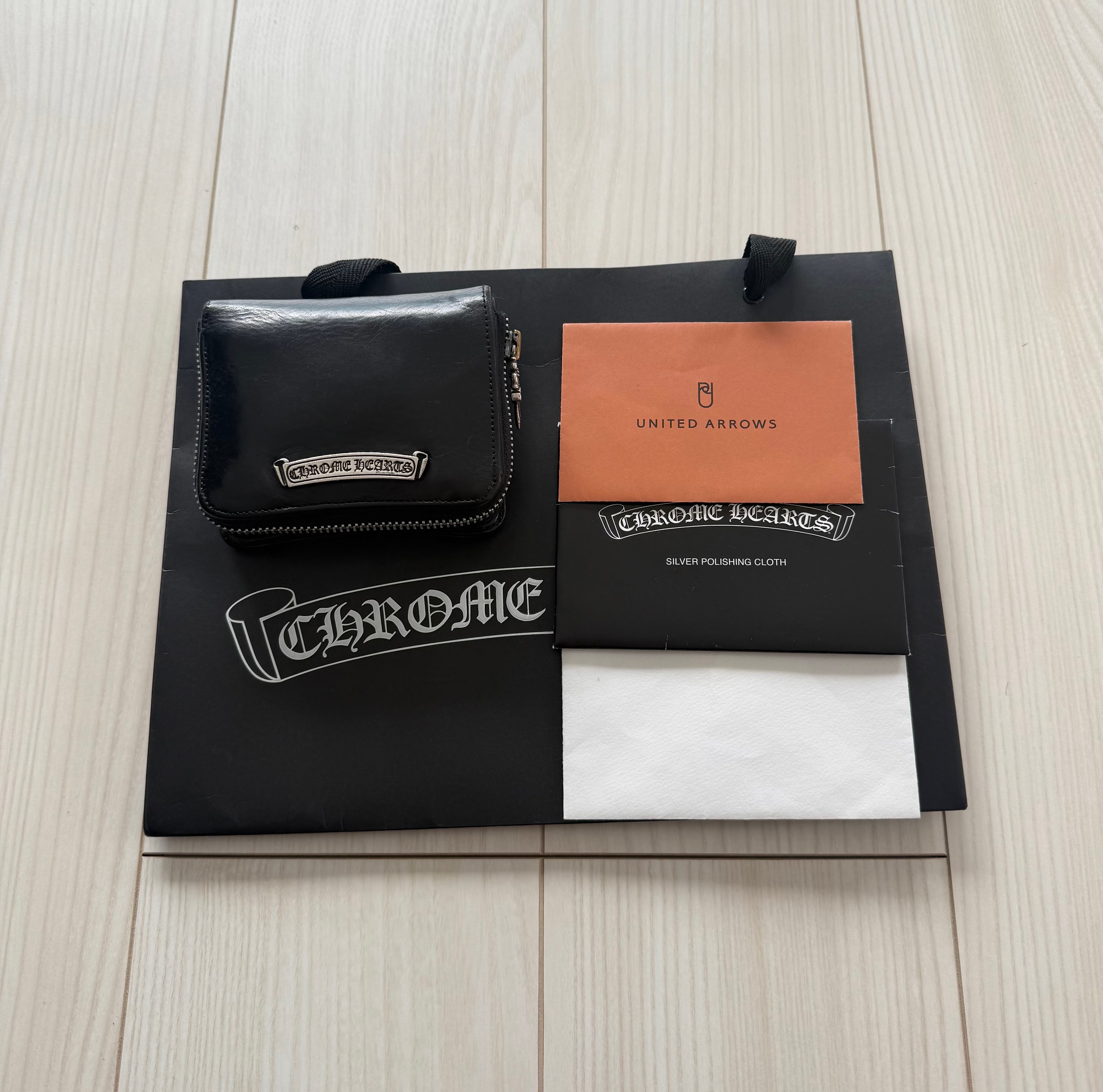 C (やや傷や汚れあり)】値下げ交渉可能 ／ 付属品完備！CHROME HEARTS