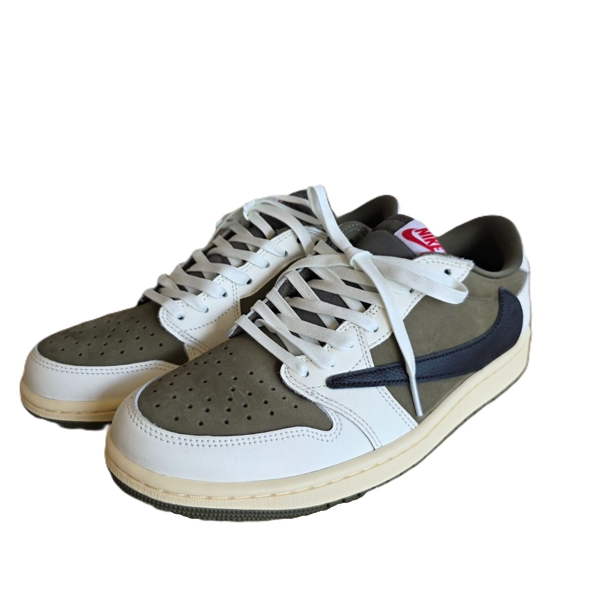 NIKE ナイキ TRAVIS SCOTT トラヴィススコット Air Jordan 1 Low OG SP Reverse Olive エアジョーダン1 リバースオリーブ 27.5cm スニーカー DM7866-200 カーキ ホワイト メンズ【中古】