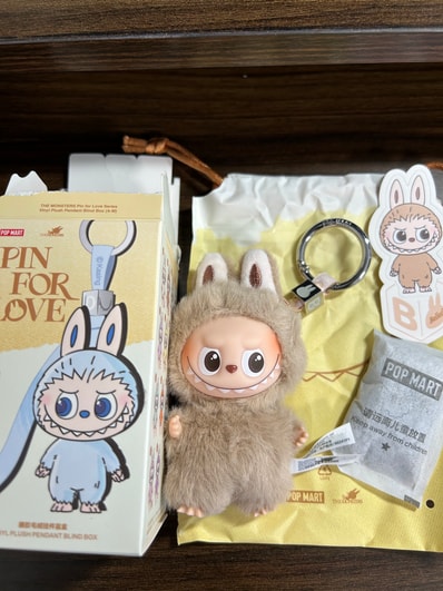 POP MART THE MONSTERS (LABUBU) Pin for Love Series-Vinyl Plush Pendant (A-M) B
