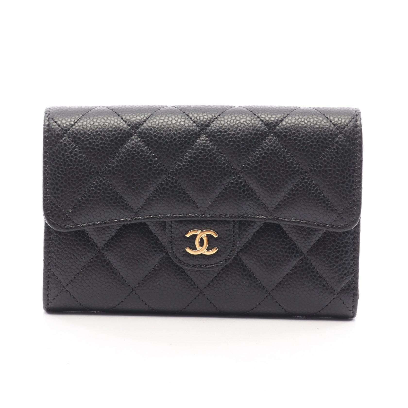 シャネル CHANEL マトラッセ 三つ折り財布 財布 キャビアスキン(グレインドカーフ) レディース ブラック系 【中古】