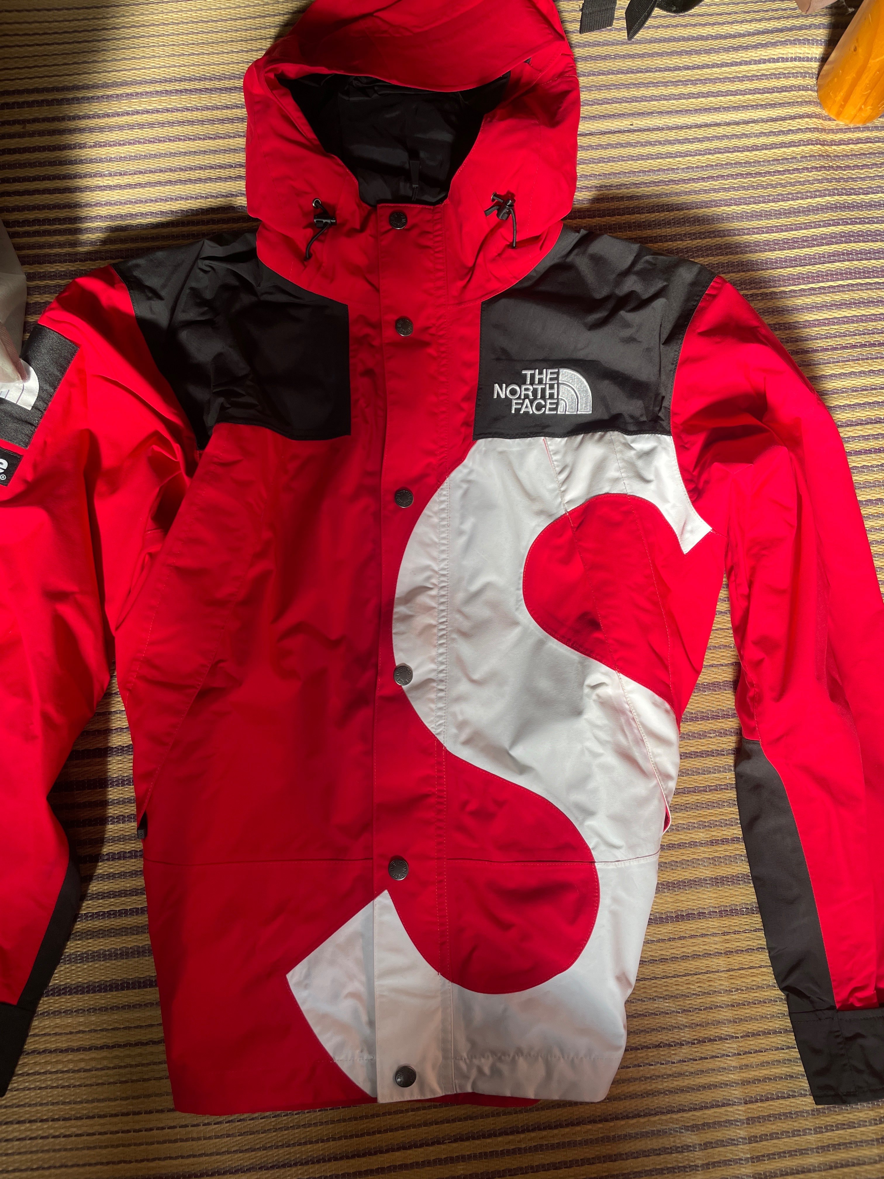 Supreme x The North Face S Logo Mountain Jacket "Red"