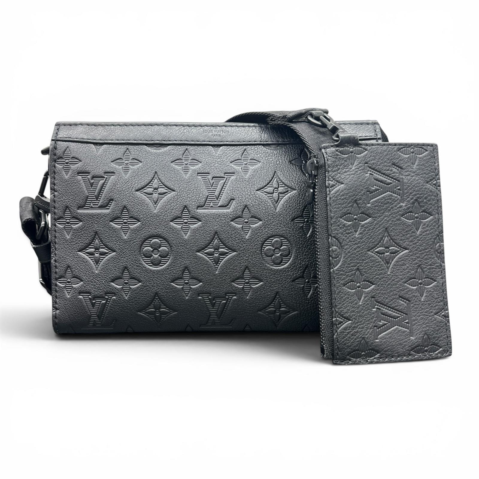LOUIS VUITTON 極美品 ルイヴィトン ガストン ウェアラブル ウォレット モノグラムシャドウ ショルダーバッグ M81115 レザー RFID確認済 LV Aランク 中古 鑑定済 ヴィトンバッグ【定価310,200円】