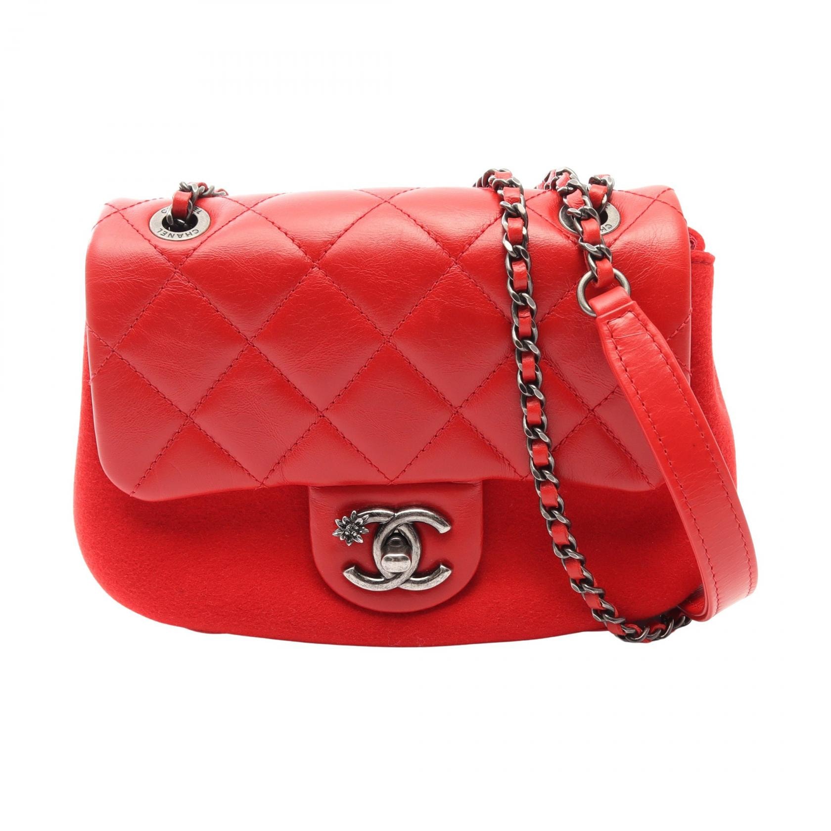 シャネル CHANEL マトラッセ スモール ショルダーバッグ バッグ レザー ウール レディース レッド系 【中古】