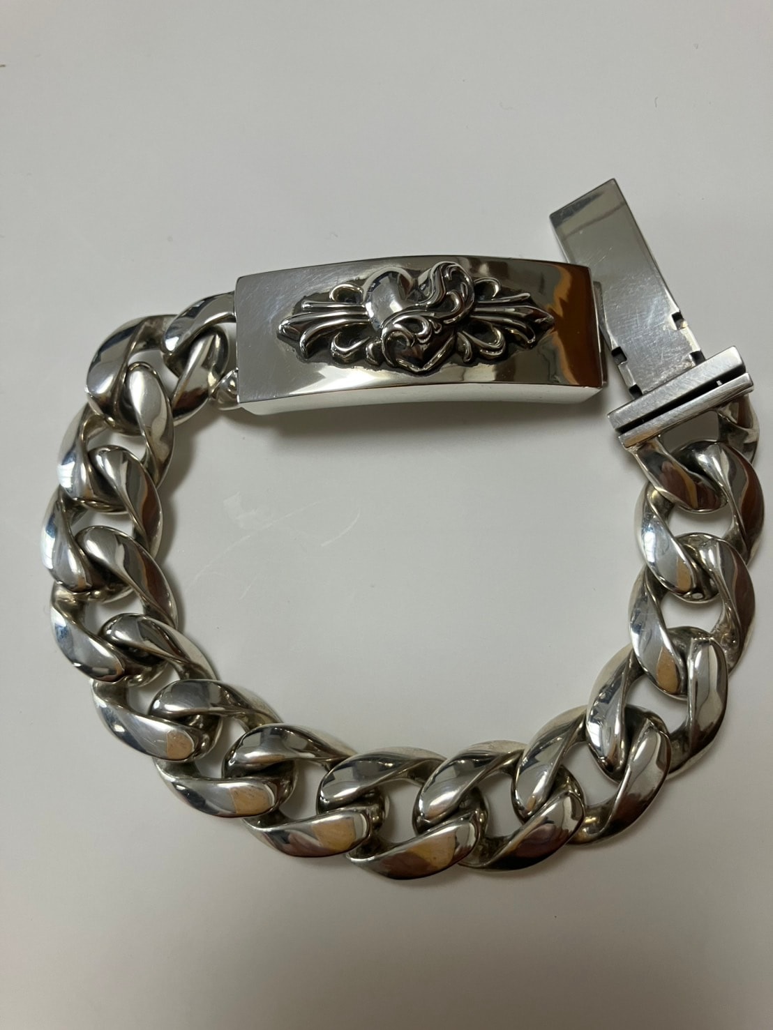 Chrome Hearts ID Bracelet W / Floral Cross Heart W / Classic Link ID-Floral Cross Heart W / Classic Link "Silver"