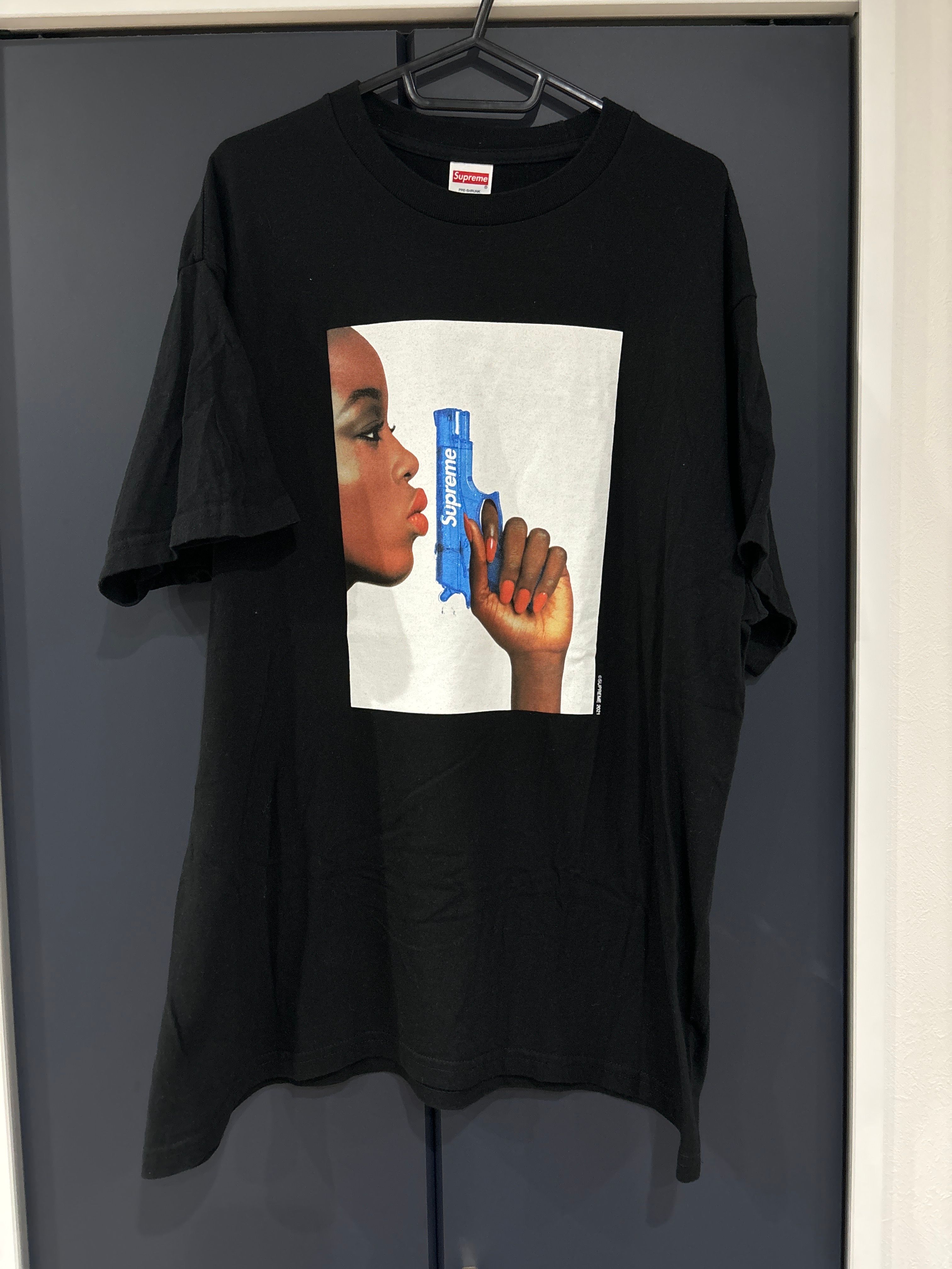 Supreme Water Pistol Tee "Black"
