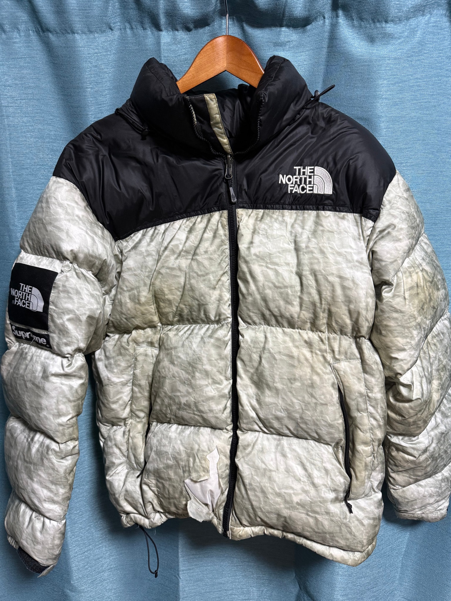 Supreme x The North Face Nuptse Jacket "White Paper Print"