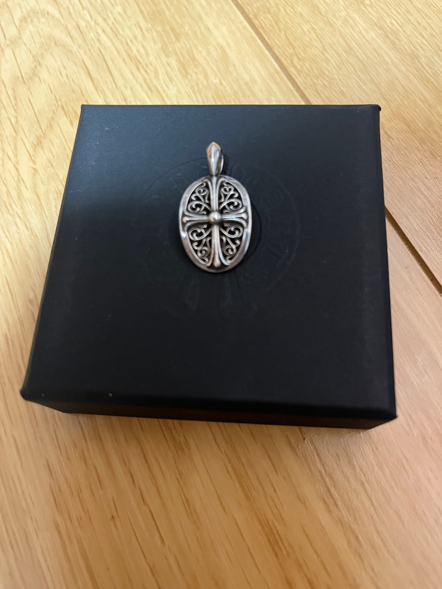 Chrome Hearts CLSC OVAL "Silver"