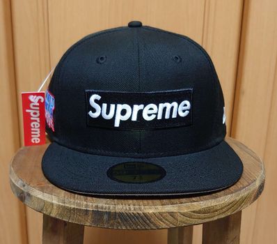 Supreme World Famous Box Logo New Era® "Black"