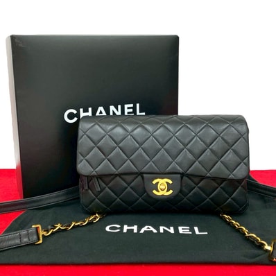 CHANEL シャネル マトラッセ ココマーク ラムスキン リュックサック ブラック
20777