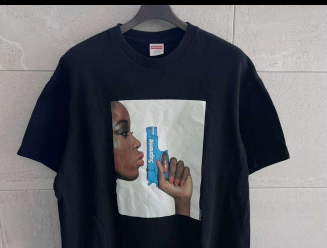 Supreme Water Pistol Tee "Black"