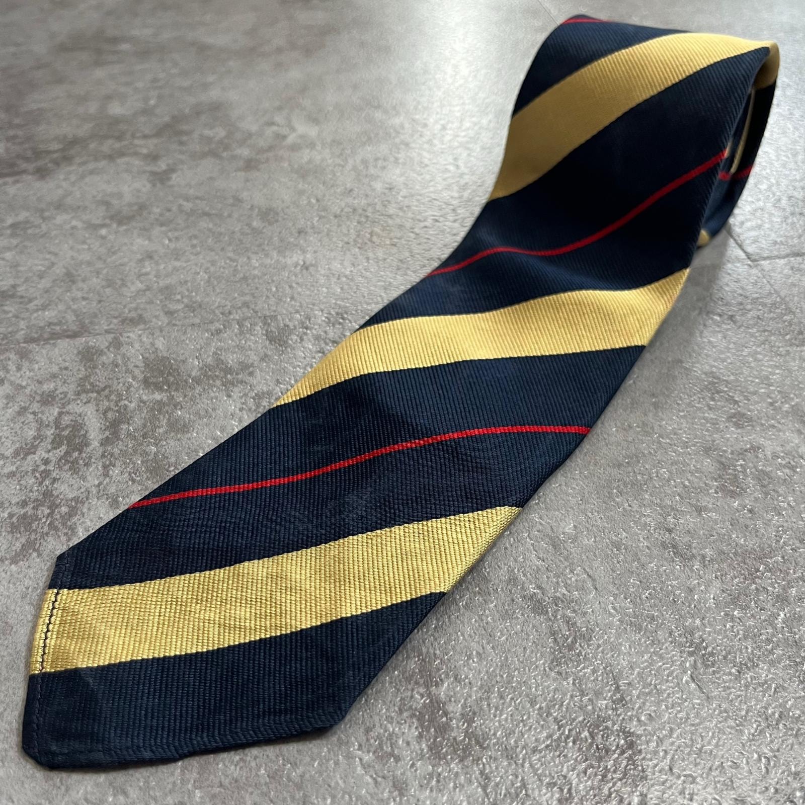 【POLO RALPH LAUREN】ポロラルフローレン レジメンタル ストライプ ネクタイ ネイビー ゴールド レッド スエード調 マット質感 メンズ